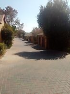 The Royal Princess Garden - Honeydew