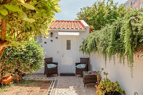 Alges Village 2 by Lisbon-Coast vacation