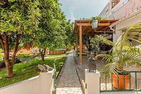 Alges Village 4 by Lisbon-Coast vacation