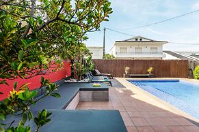 Aroeira Pool House by Lisbon-Coast