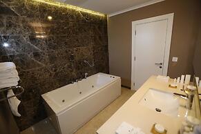 Uslu Otel Royal Yachting