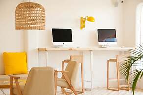 BloomSuites - Calangute