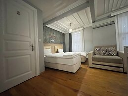 Jasmine Apartment