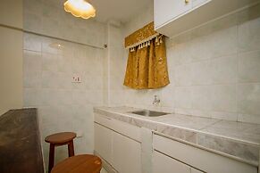 Harlequin Suites Hotel