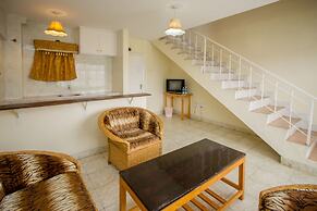 Harlequin Suites Hotel