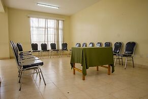 Harlequin Suites Hotel