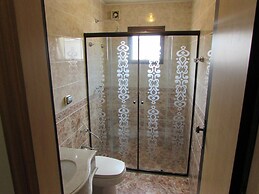 Pleasant Place Hotel