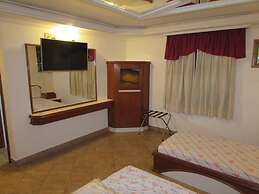 Pleasant Place Hotel