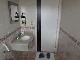 Pleasant Place Hotel