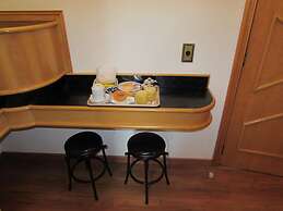 Pleasant Place Hotel