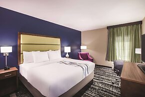 La Quinta Inn & Suites by Wyndham Baton Rouge - Port Allen