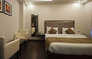 Hotel Pitrashish Premium