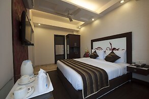Hotel Pitrashish Premium