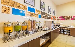 Hampton Inn by Hilton Tijuana