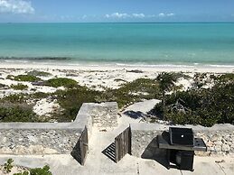 Caribbean Sea Breeze Villas