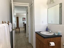 Caribbean Sea Breeze Villas