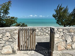 Caribbean Sea Breeze Villas