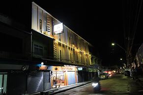 Nangrong Hotel