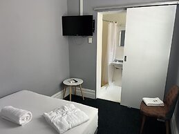 Swansea Hotel