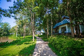 Sappraiwan Elephant Resort & Sanctuary