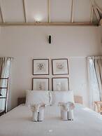 Sappraiwan Elephant Resort & Sanctuary