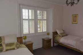 Stronachlachar Lodge