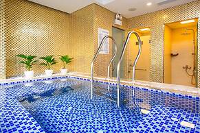 Paris Deli Danang Beach Hotel