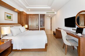 Paris Deli Danang Beach Hotel