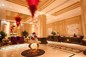 YINHAO HOLIDAY HOTEL