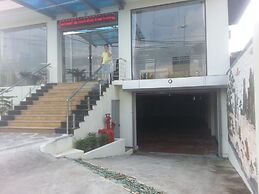 Anova Airport Hotel - Convenient & Friendly