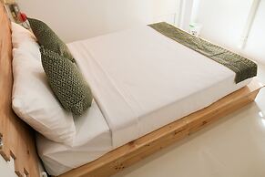 Baan URT Suratthani Airport Hotel