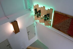 Baan URT Suratthani Airport Hotel