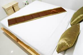 Baan URT Suratthani Airport Hotel