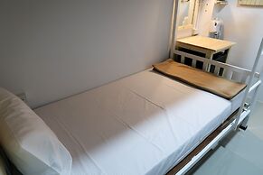 Baan URT Suratthani Airport Hotel