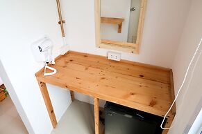 Baan URT Suratthani Airport Hotel