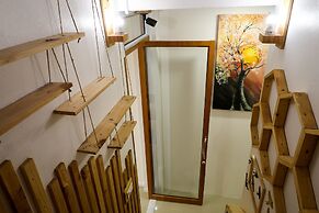 Baan URT Suratthani Airport Hotel