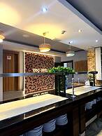 Koc Hotel