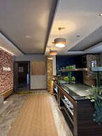 Koc Hotel