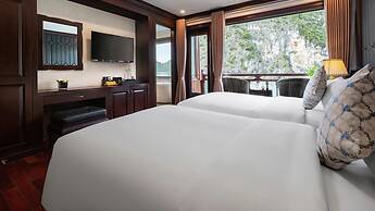 Rosa Boutique Cruise