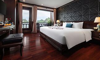 Rosa Boutique Cruise