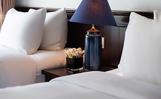 Rosa Boutique Cruise