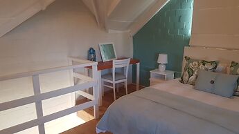 West Coast Seaside Getaway