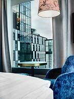 Stage 12 Hotel by Penz