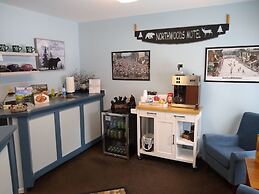 Northwoods Motel