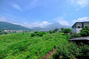 Yufuin Waraneko no Yado