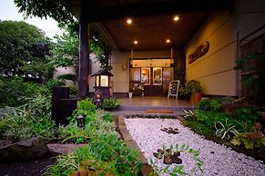 Yufuin Waraneko no Yado