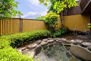 Yufuin Waraneko no Yado