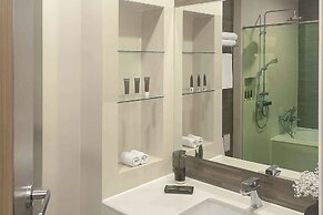 Metropolis Suites Bangkok, Tapestry Collection by Hilton