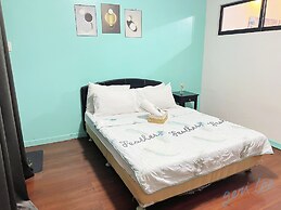 Serena's House - Manila