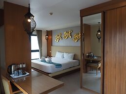 The Signature Hotel Thapae
